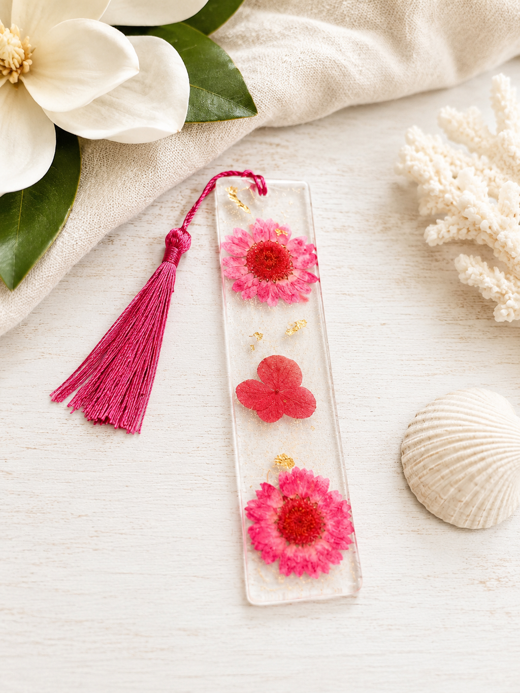 Bloom & Page | Pressed Flower Resin Bookmark