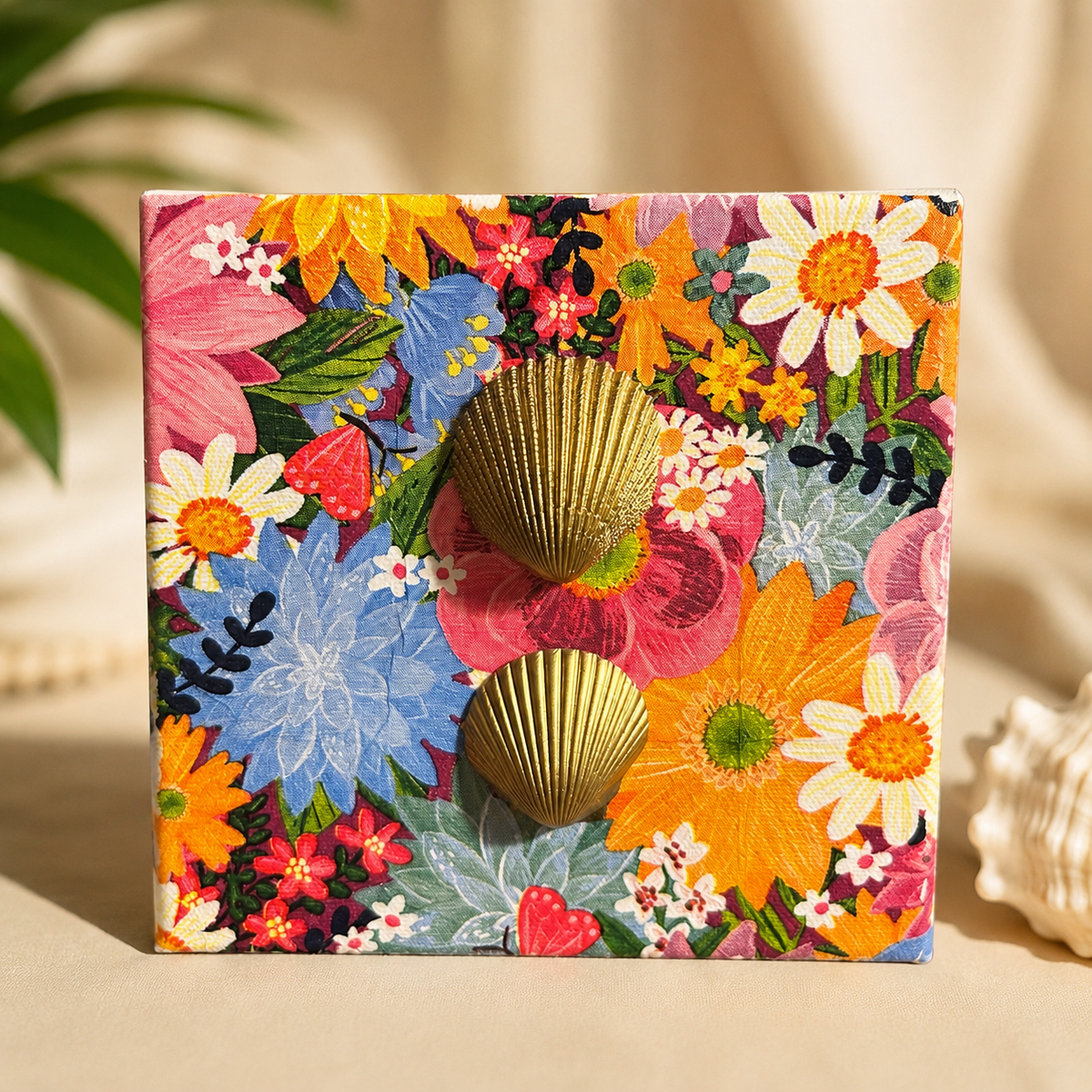 Magnolia Gallery | Handcrafted Art Canvas